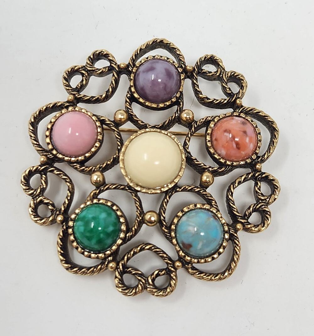 Vintage Sarah Coventry Filigree Brooch | Colorful Rhinestone | Gold Tone Pin